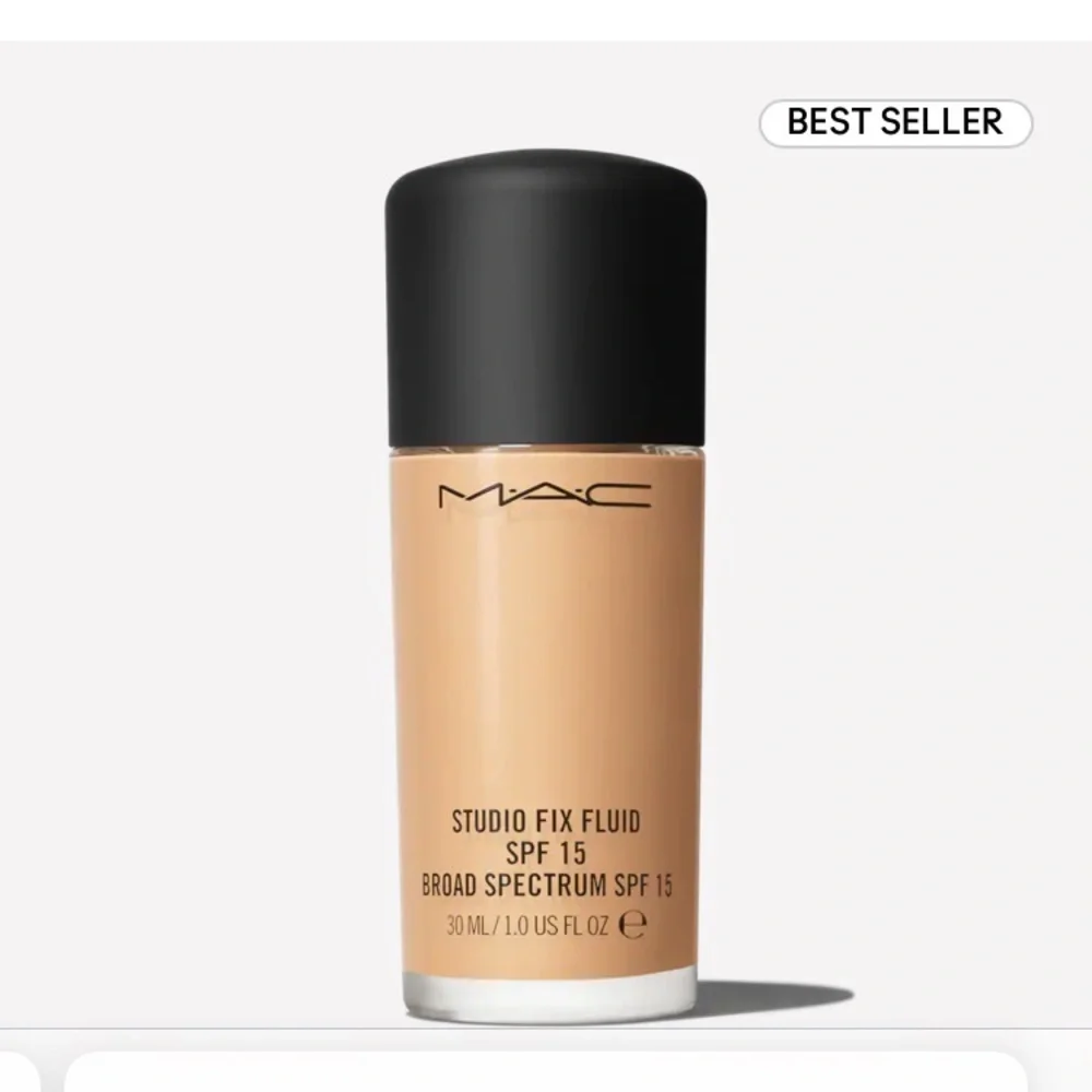 NEW MAC Studio Fix Fluid Foundation spf 15 NC30